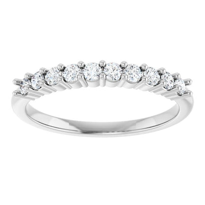 1/4 CTW Natural Diamond 10-Year Anniversary Band