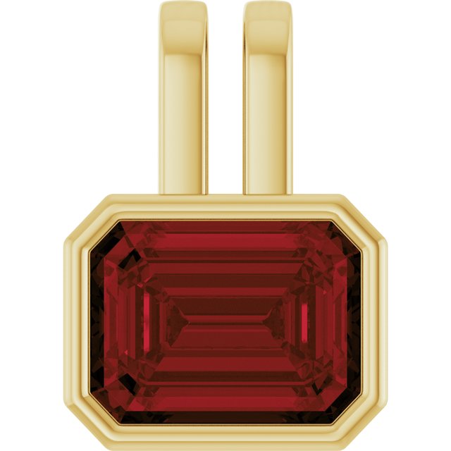 14K Yellow Gold Natural Mozambique Garnet Pendant, 13.33 x 9.6 mm