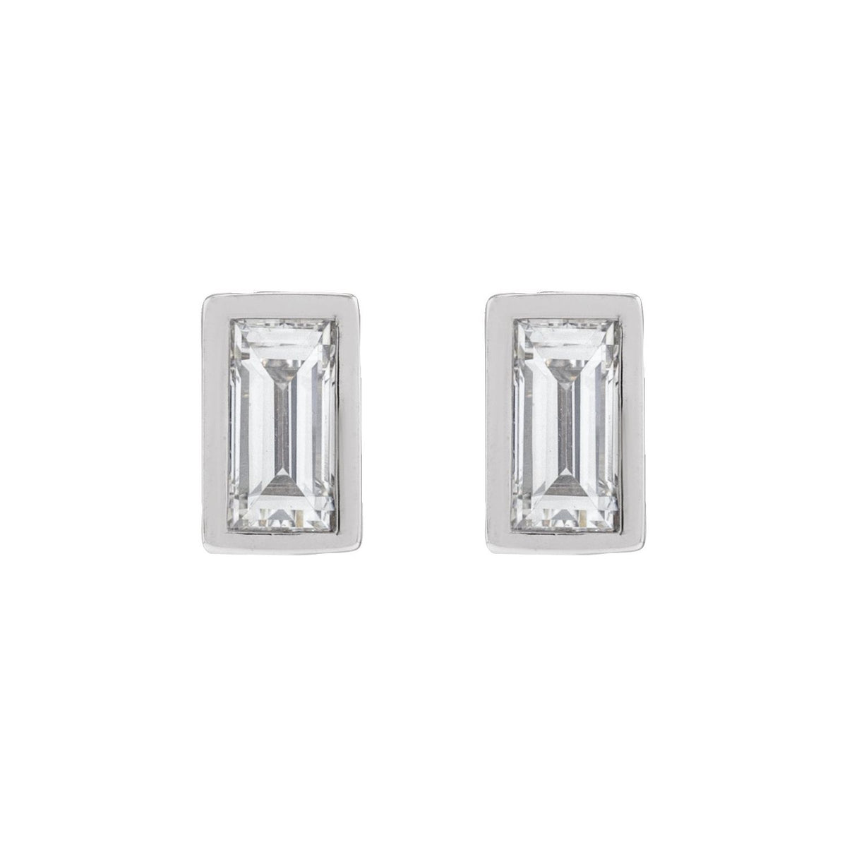 14K White Gold 1/10 CT Natural Diamond Stud Earring