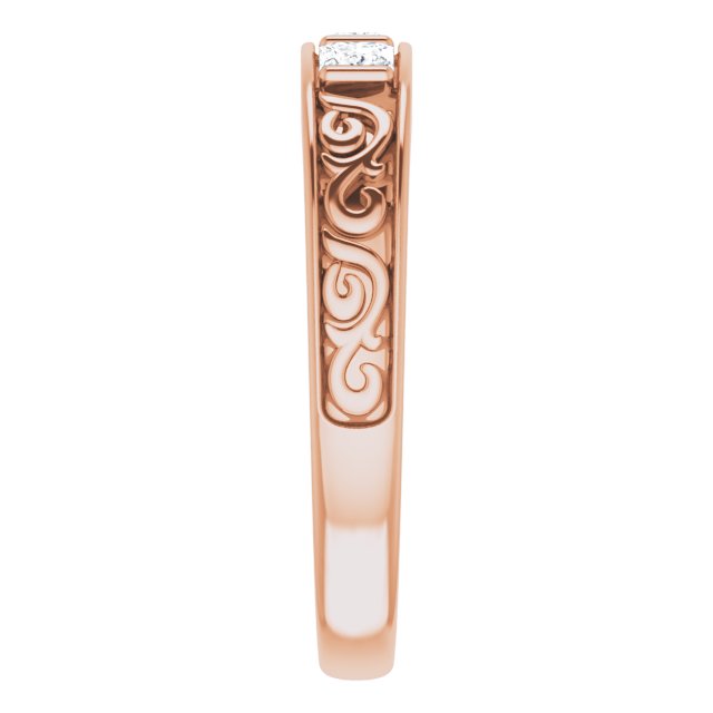 1/2 CTW Natural Diamond Three-Stone Scroll Band