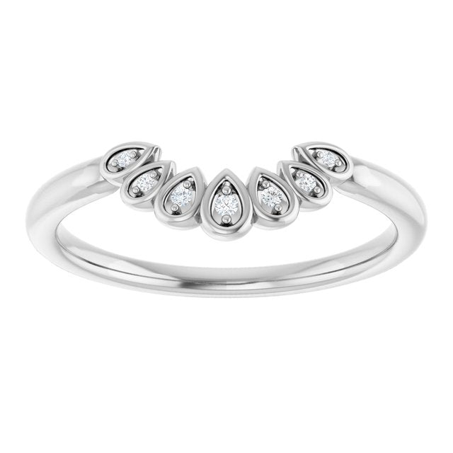 .04 CTW Natural Diamond Vintage-Inspired Contour Band