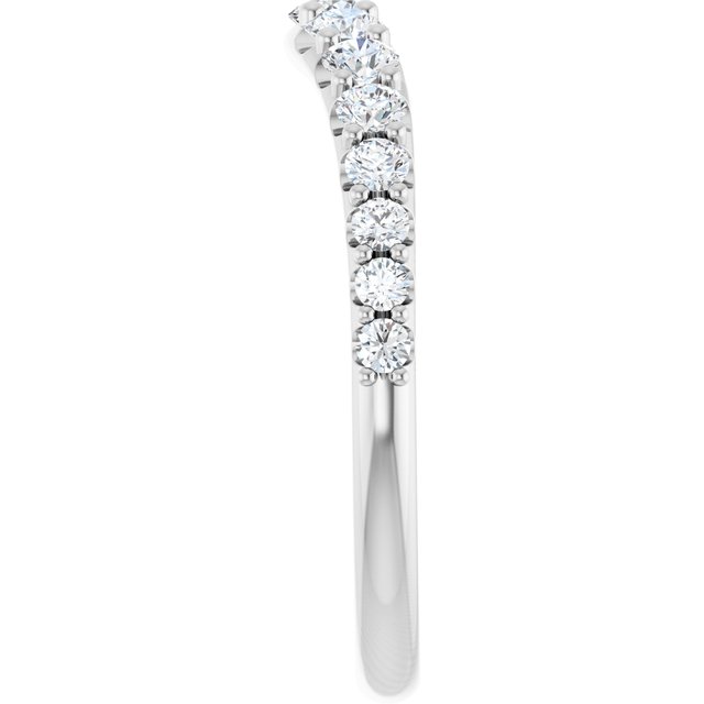 1/2 CTW Natural Diamond Graduated Contour Band