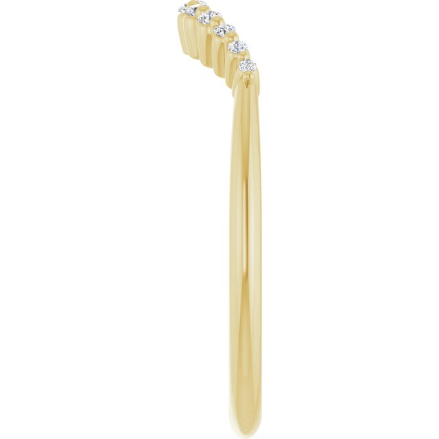 .08 CTW Natural Diamond Contour Band, 16 x 4 mm