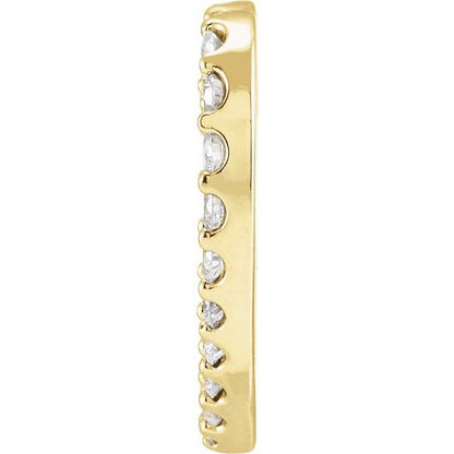 .03 CTW Natural Diamond Heart Dangle