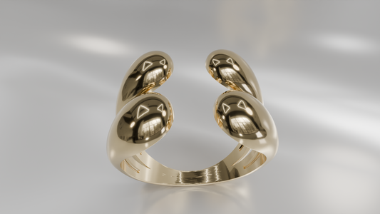 Sculptural Link Ring in Gold