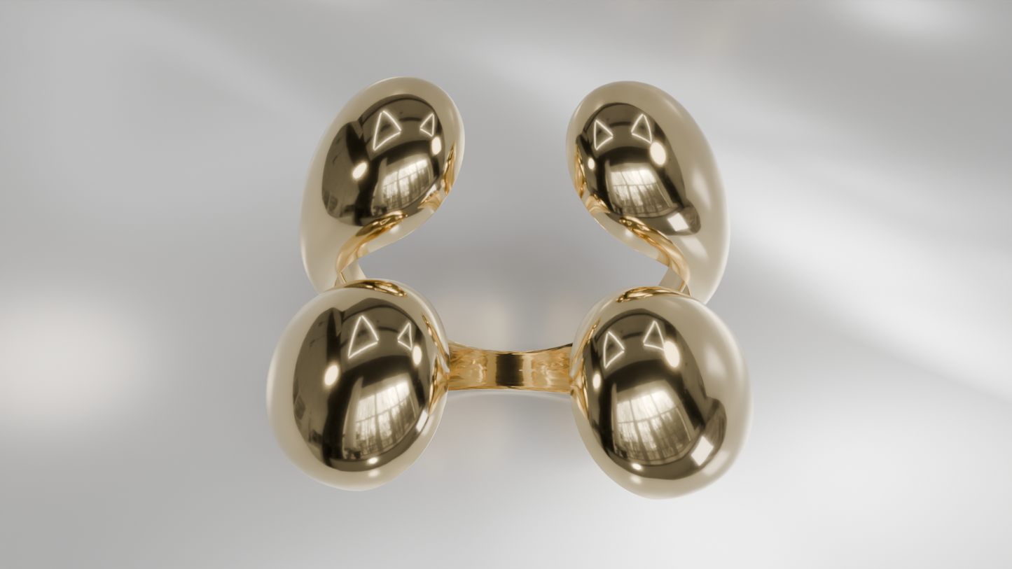 Sculptural Link Ring in Gold