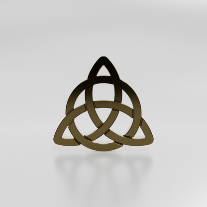 Celtic knot pendant, yellow gold, front