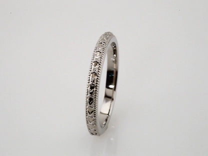 Milgrain Sculptural Comfort-Fit Band