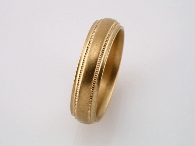 10K Yellow Gold Milgrain Grooved Comfort-Fit Half Round Band