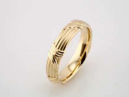 Sculptural Band