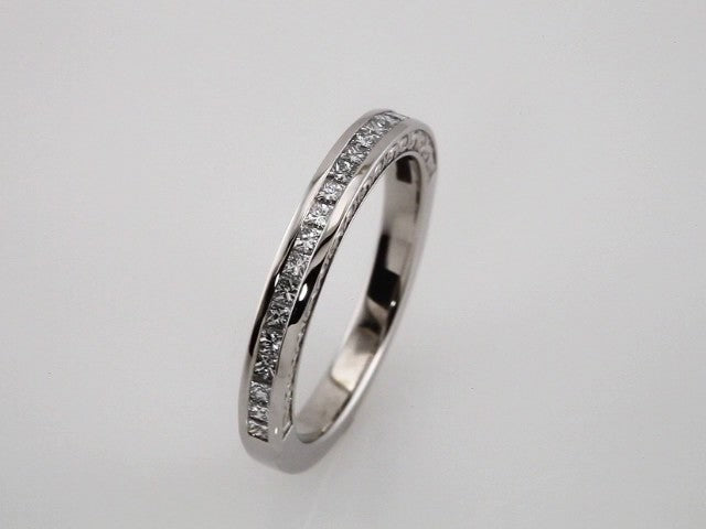 1/2 CTW Natural Diamond Anniversary Band