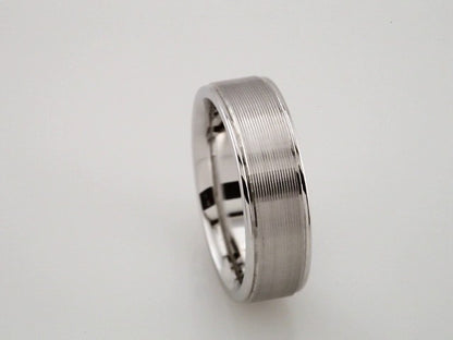 14K White Gold Stepped-Edge Grooved Comfort-Fit Flat Band