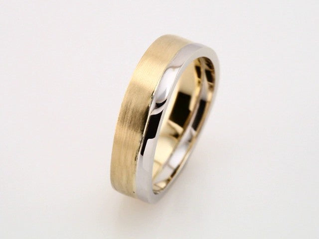 14K Yellow/White Gold Curved Band with Bead Blast/Matte Finish