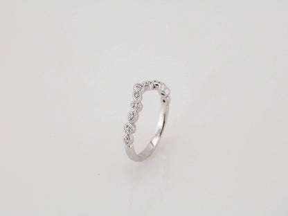 1/10 CTW Natural Diamond Vintage-Inspired Contour Band