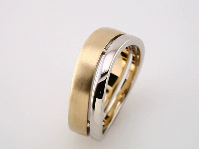 14K Yellow/White Gold Curved Band with Polished & Satin Finish