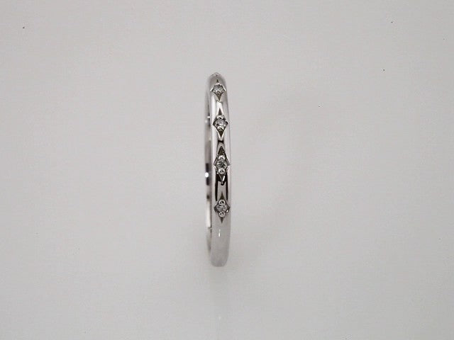 .04 CTW Natural Diamond Matching Band, 2 mm